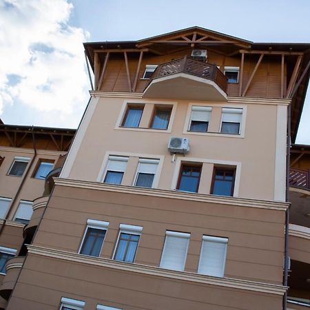 דירות Szekszárd Csalogany Apartman מראה חיצוני תמונה