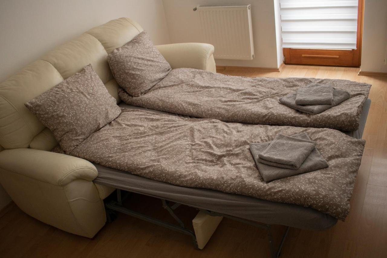 דירות Szekszárd Csalogany Apartman מראה חיצוני תמונה