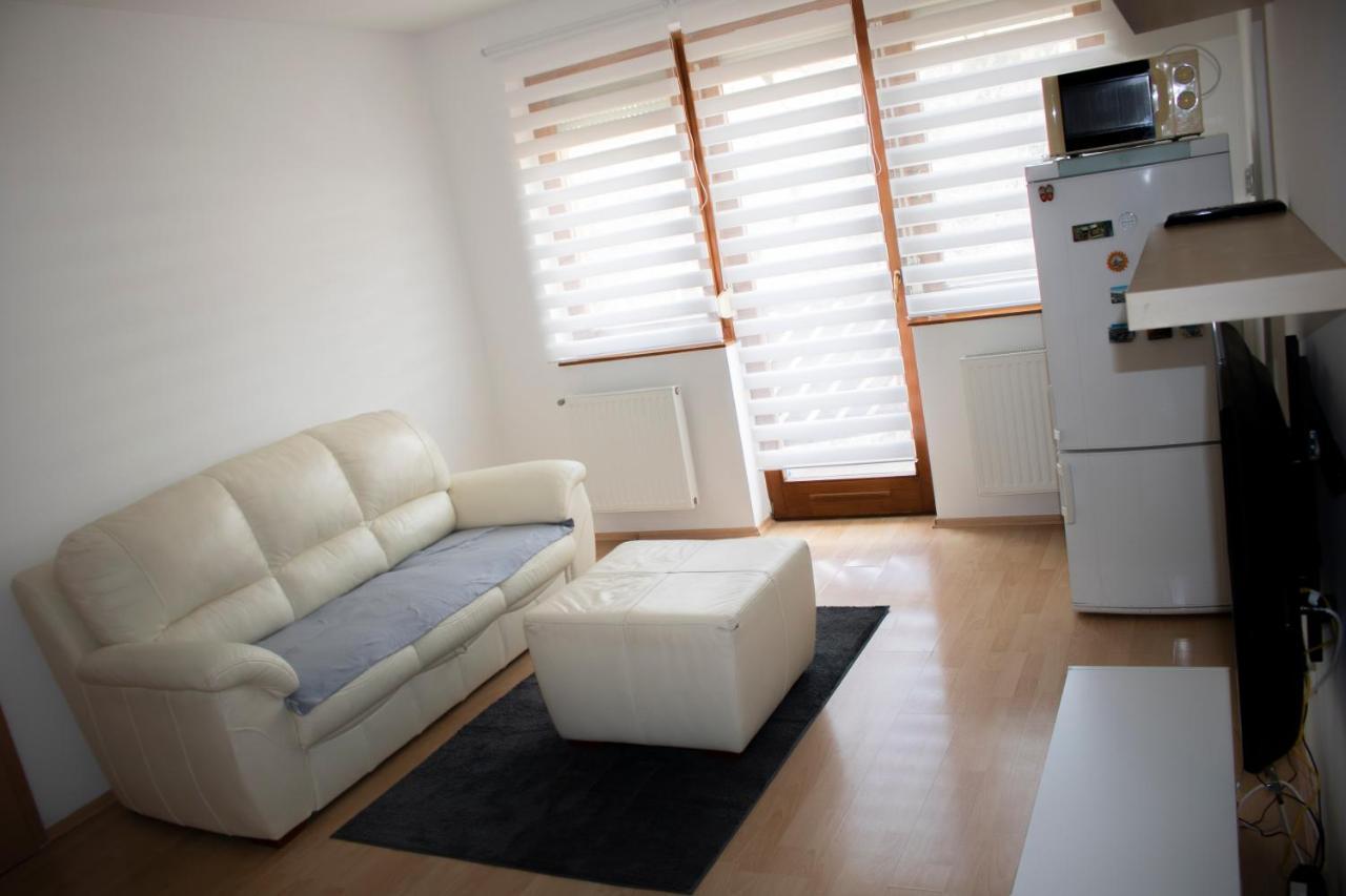 דירות Szekszárd Csalogany Apartman מראה חיצוני תמונה