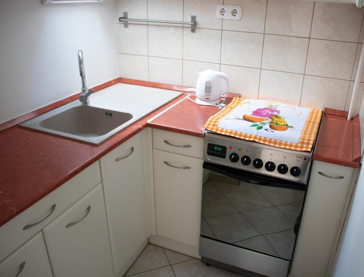 דירות Szekszárd Csalogany Apartman מראה חיצוני תמונה